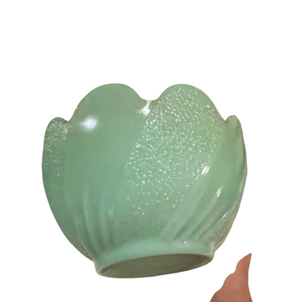 Vintage Green Lotus Blossom Leaf Dessert bowl 4.5x2.5” Fireking Jadeite made USA